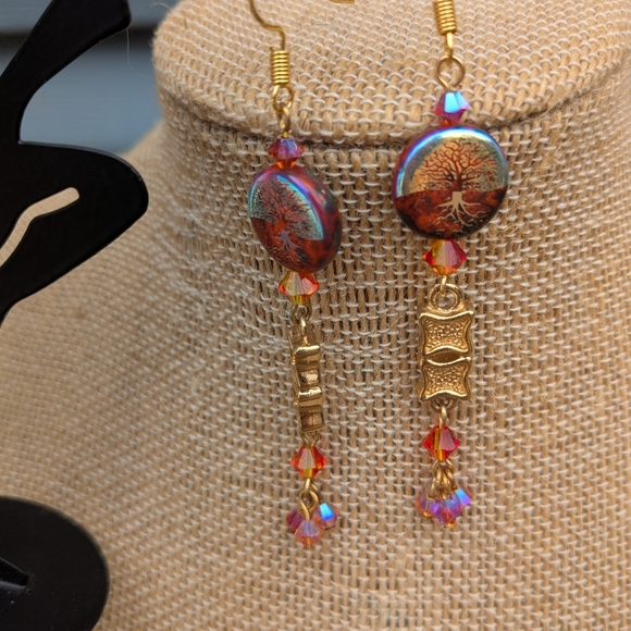 Cinnamon Crystal Tree Earrings - Picture 8 of 9